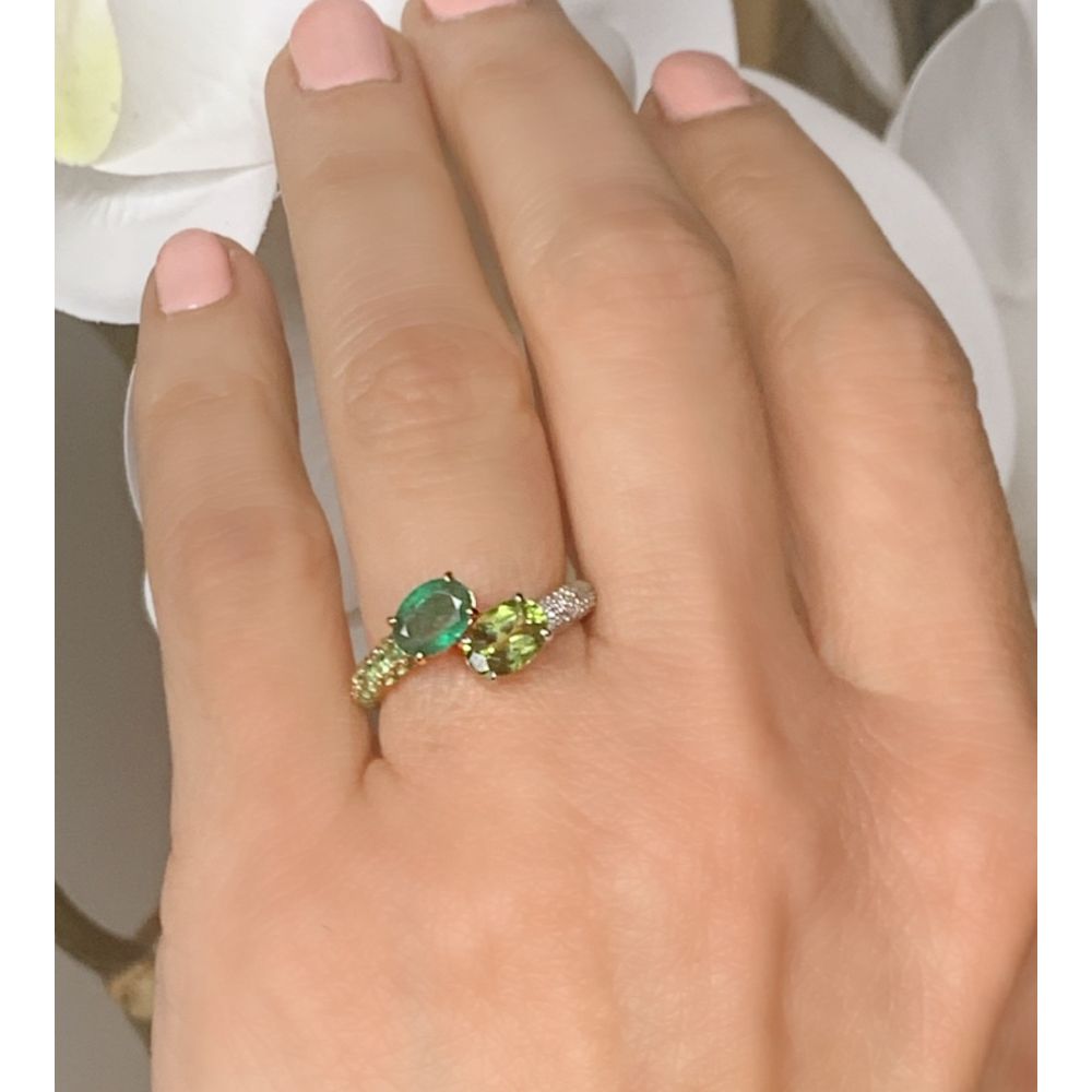 Dainty Peridot Baguette Ring, Gold Vermeil Peridot Ring, Stackable Rin